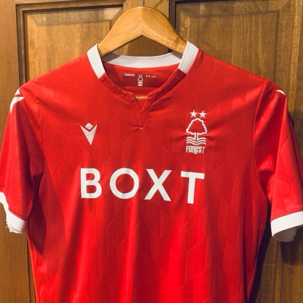 NOTTINGHAM FOREST Home Soccer Jersey - Picture 2 of 8